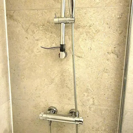 아파트 Pour 4 Pers, Balcon - Fr-1-265-337